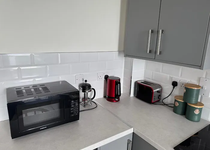 Unit 4 Tranquil Harbourside Retreat- Location